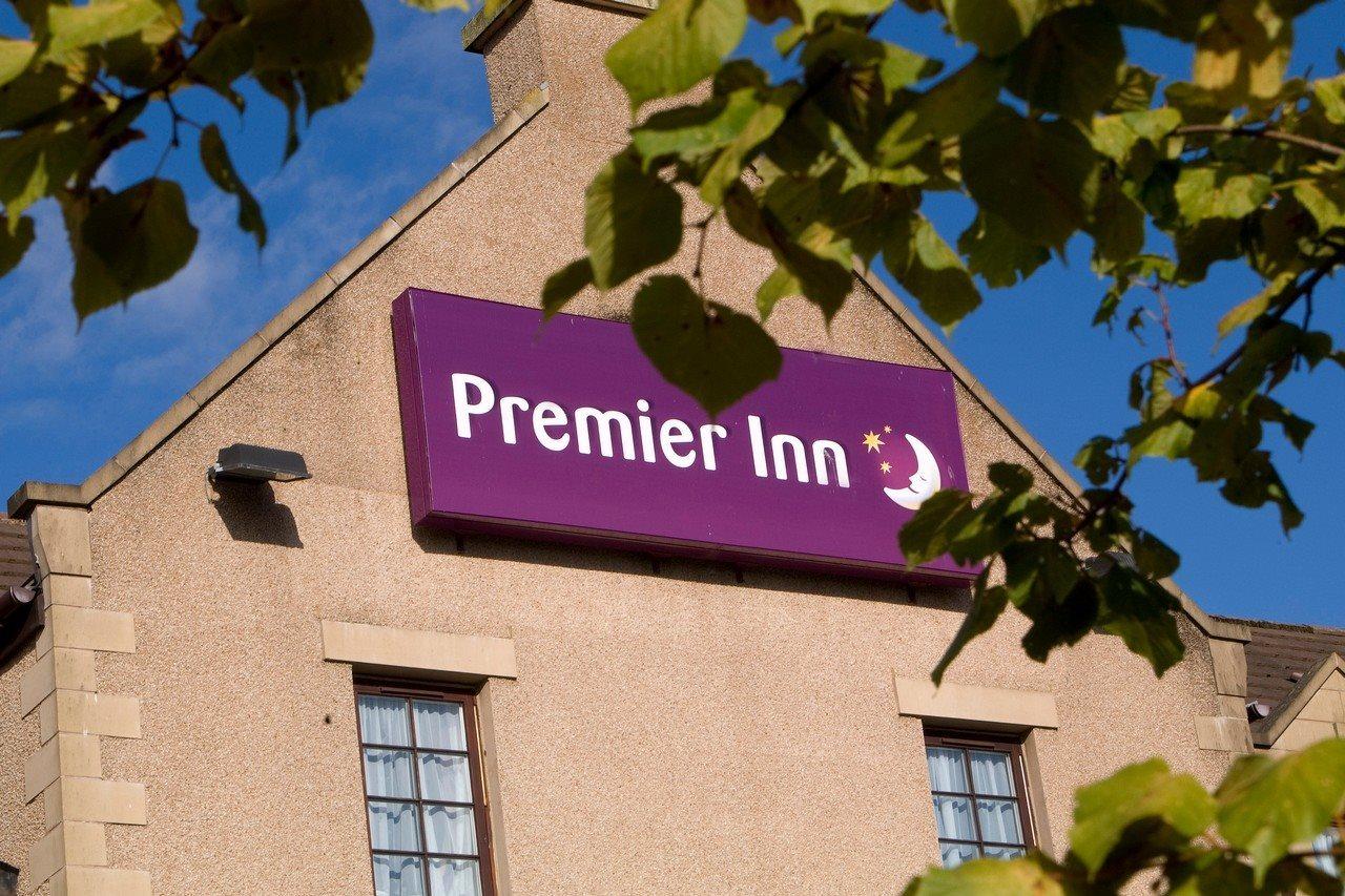 Premier Inn Falkirk - Larbert Bagian luar foto