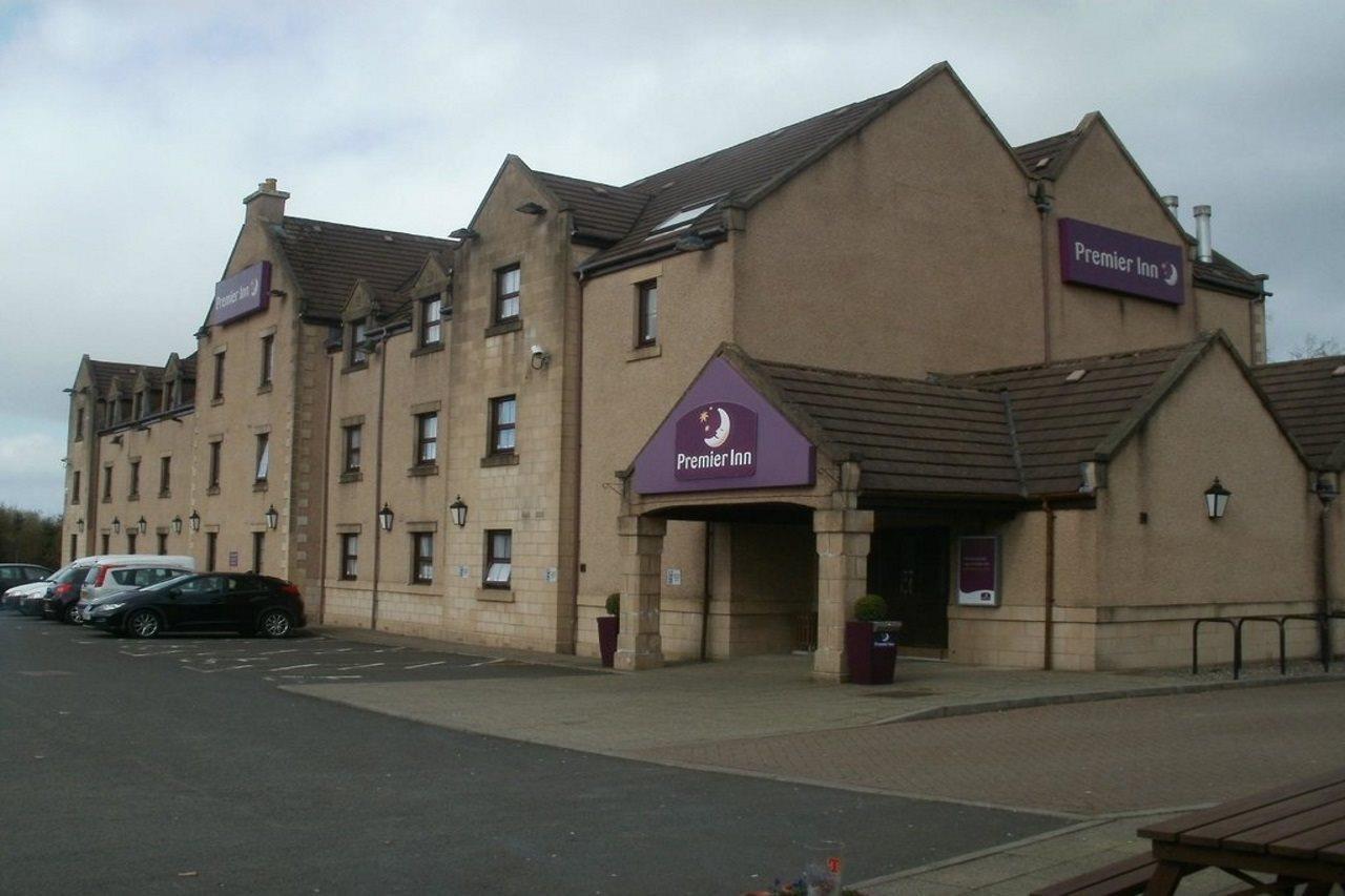 Premier Inn Falkirk - Larbert Bagian luar foto